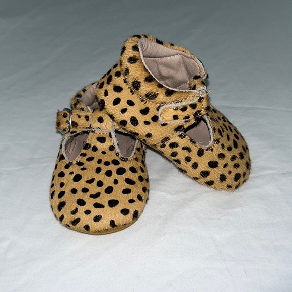 Babe Basics Cheetah Mary Janes - Picture 1 of 4